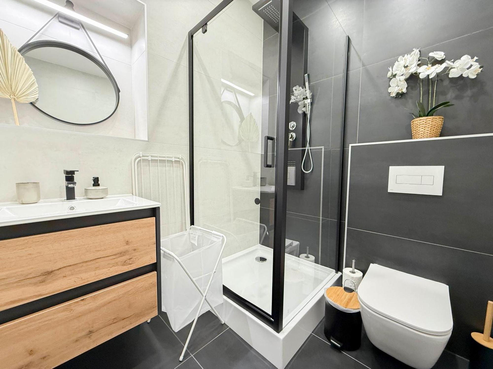 Apartment N33 Spacious Luxury 3br *