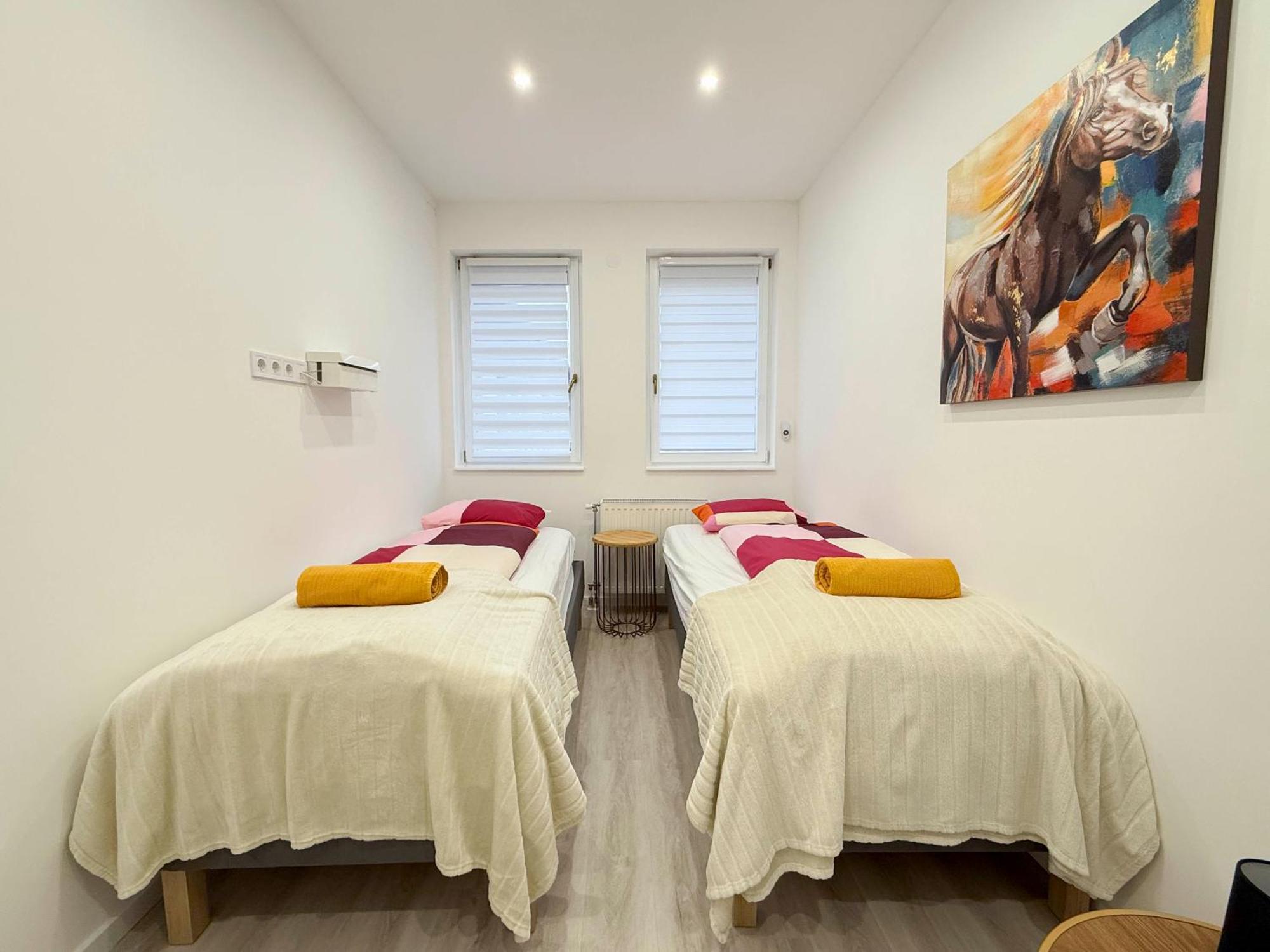 N33 Spacious Luxury 3br Apartment