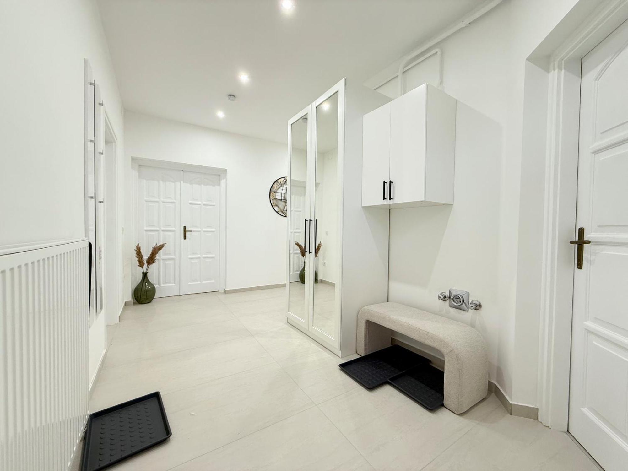 N33 Spacious Luxury 3br Apartment